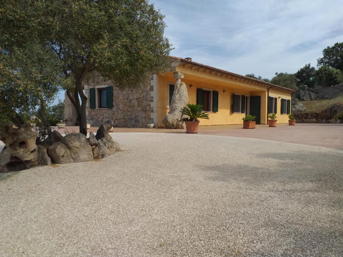 Locanda San Giacomo Sant'Antonio di Gallura Buitenkant foto